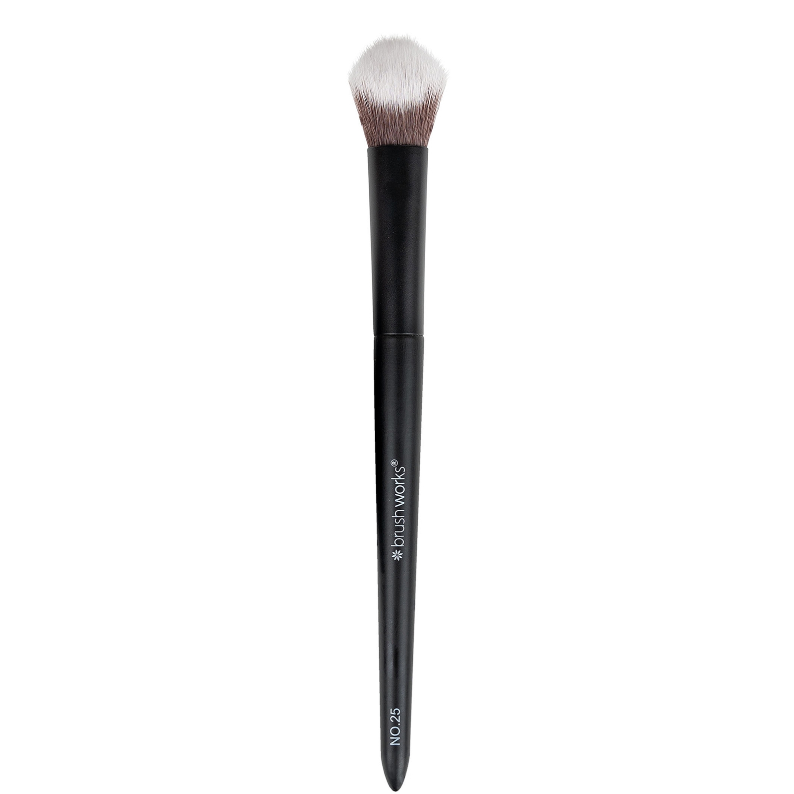 brushworks No. 25 Brightening Concealer Brush von brushworks