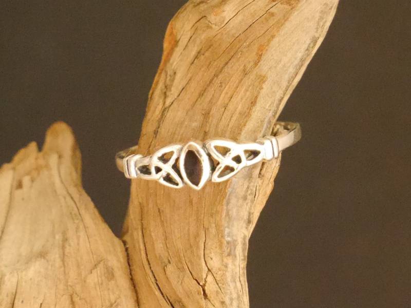 Filigraner Ring Mit Onyx, 925Er Silber von bsmasala