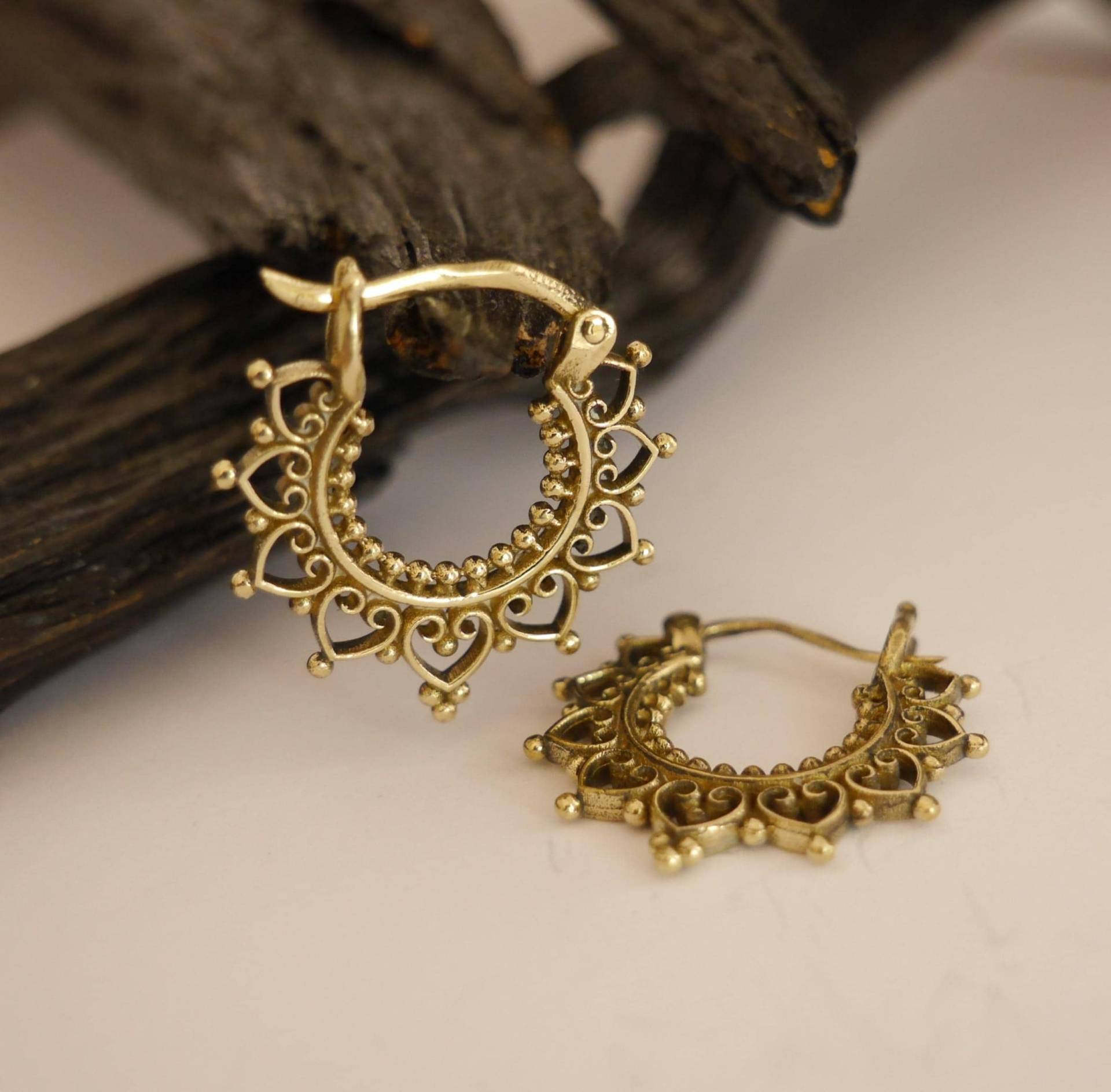 Kleine Messing Creolen, Ohrringe von bsmasala