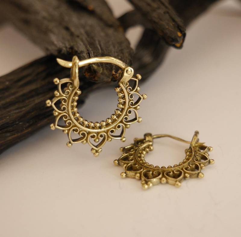 Kleine Messing Creolen, Ohrringe von bsmasala