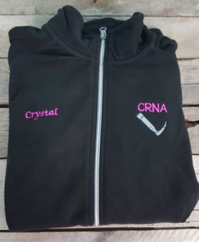 Crna Voller Reißverschluss Benutzerdefinierte Fleece Jacke Krankenschwester Anästhetist Leicht Free Personalization Laryngoskop Crna Voller Reißverschluss Benutzerdefinierte Fleece Jacke Krankenschwester Anästhetist Leicht Free Personalization Laryngoskop von bubblesemb