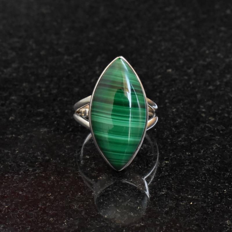 Handgemachter Marquise Malachit Ring Sterling Silber Im Vintage Stil von buddhasilverdesign