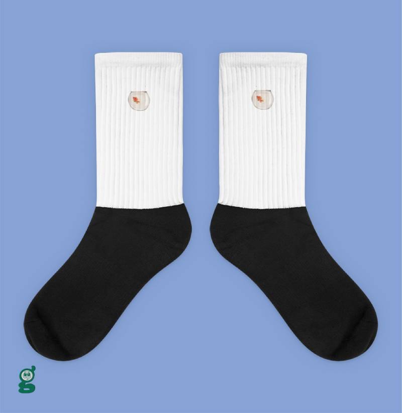 Socken Goldfisch Lustige in Einer Schüssel Design-Socken - Auffälliges Geschenk Für Fischliebhaber Socken Goldfisch Lustige in Einer Schüssel Design-Socken - Auffälliges Geschenk Für Fischliebhaber von burningvisage