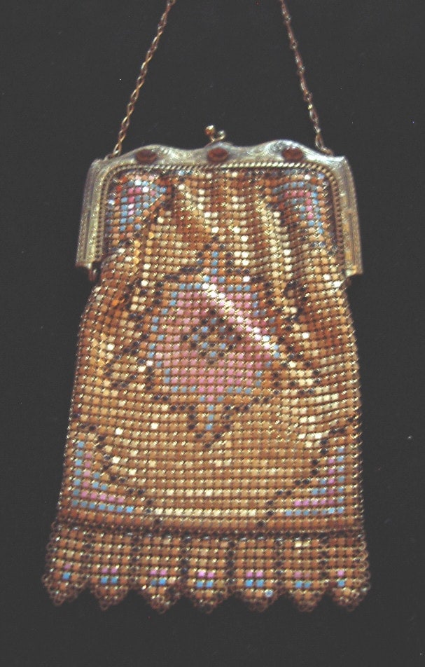 1920Er Jahre Withing Daisy Gold Mesh Portemonnaie Deco Design Jeweled Frame Perfekter Zustand Artikel # 9 Geldbeutel von bushnellfashions