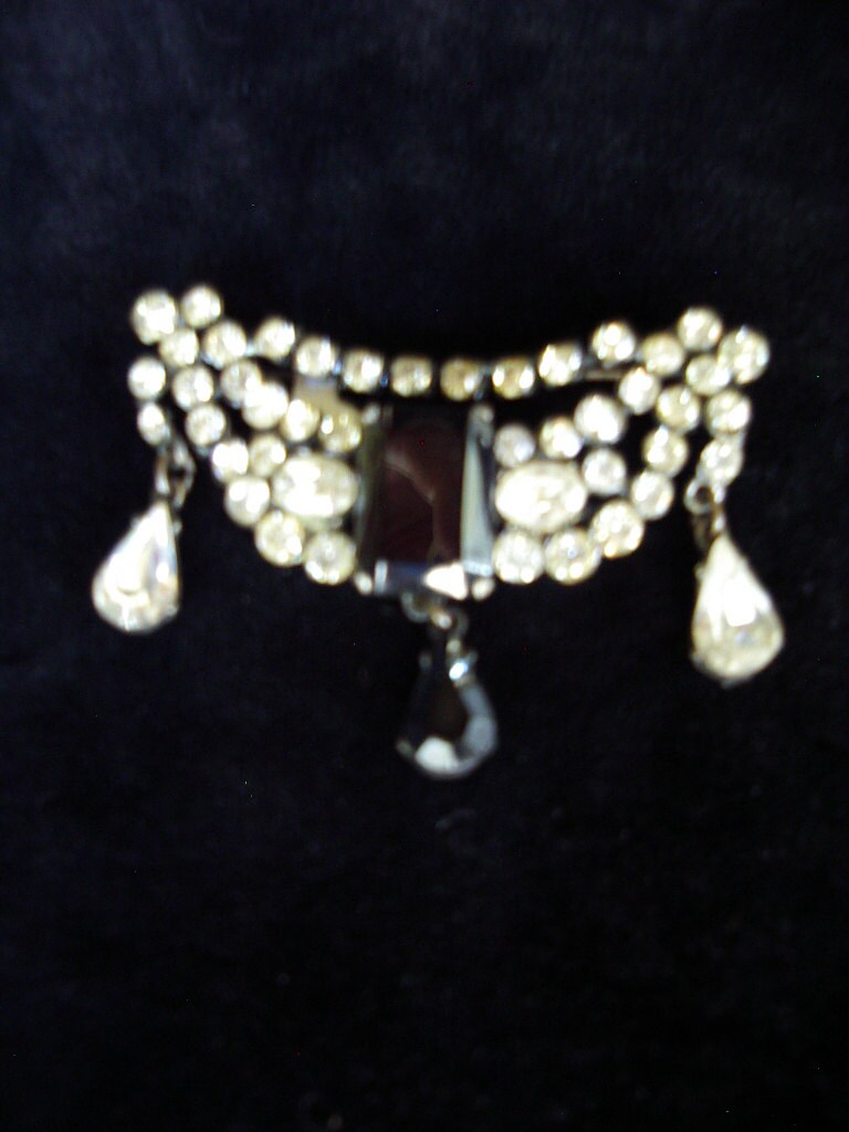 1930Er Jahre Original Strass/ Hemitit Brosche/Aus Frankreich Modell "A" Artikel #926." von bushnellfashions