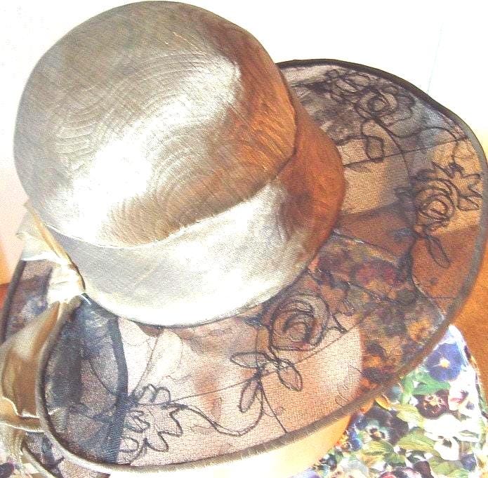 Edwardian Era Hat Gold Lame "Brokat Bestickte Tüll Bild Krempe Alle Original Perfect Collectors Artikel # 827 Hüte von bushnellfashions
