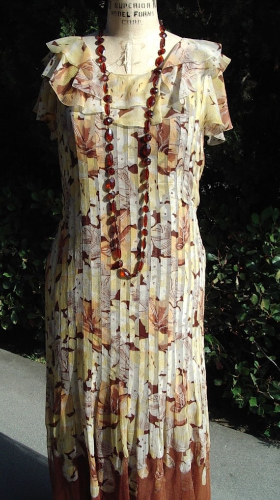 Original 1930 Plissierte Blumenseide Chiffon Solid Border Saum Langes Kleid/Slip Halskette Größe 6 Artikel # 310 Kleider von bushnellfashions