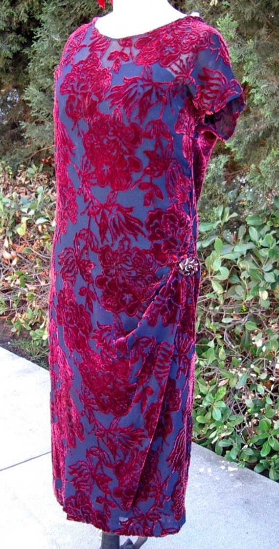 Späte 1920Er Jahre Original Ruby Devore "Velvet/Navy Chiffon Kleid Größe 10/12 Artikel # 231 Kleider von bushnellfashions