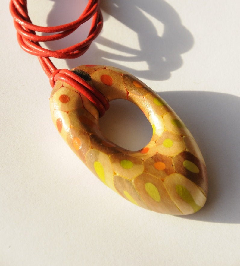 Färbung Bleistift Halskette Färbung Bleistift Halskette von butnotasweknowit