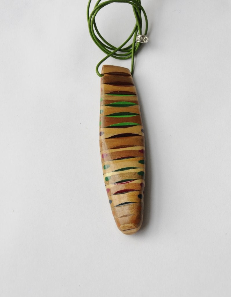 Färbung Bleistift Halskette Färbung Bleistift Halskette von butnotasweknowit