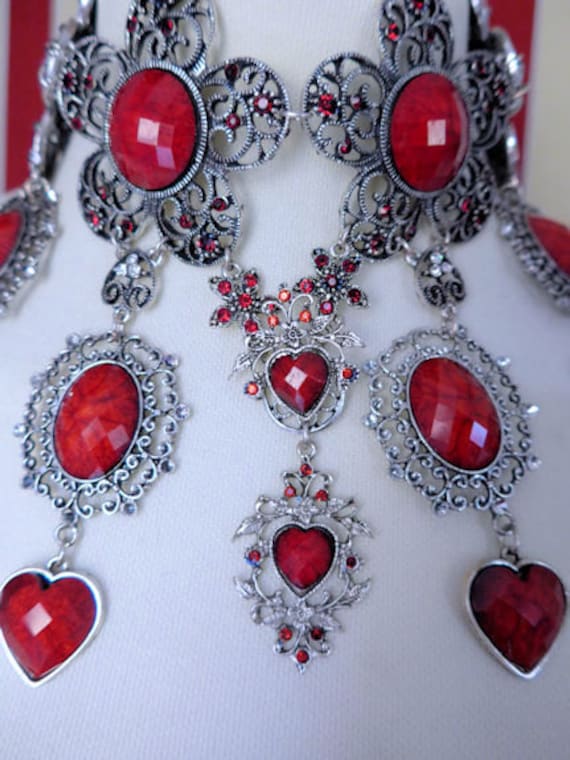 Haute Steampunk Filigrane Halsband Mit Bordeaux & Lila Cabochons von buydanusha