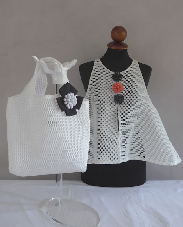 Weiße Hand Gemacht Techno Net Tasche & Jewelled Blume Weiße Hand Gemacht Techno Net Tasche & Jewelled Blume von buydanusha