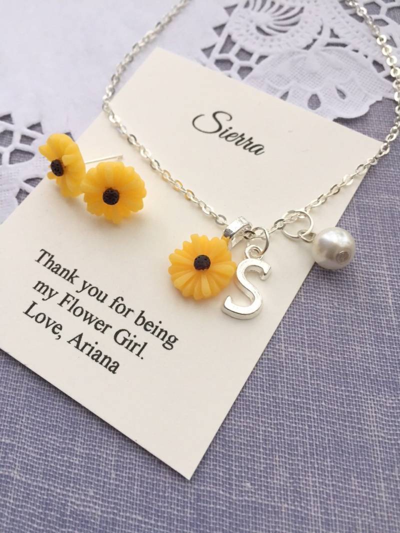 Sonnenblume, Personalisiert, Blumenmädchen, Perle, Halskette, Passender Ohrring. Kostenlose Personalisierte Karte, Schmuckkästchen von buysomelove