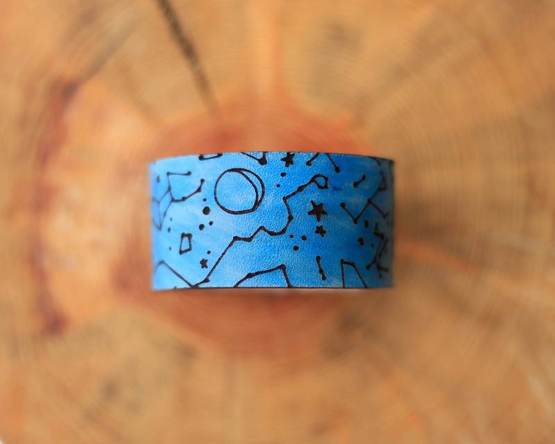 Die Blue Star Collection Ledermanschette. Leder Manschette Armband. Sternzeichen Schmuck. Konstellation Ledermanschette Für Ihn Oder Sie von buzzingbirdstudios