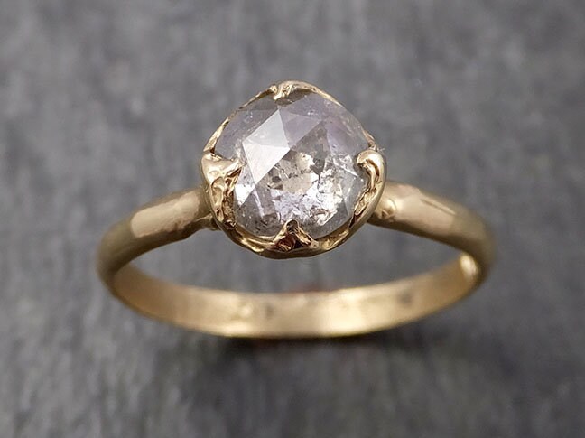 Facettierter Fancy Cut Weißer Diamant Solitär Verlobungsring 14K Gelbgold Ehering 1650 Von Angeline von byAngeline