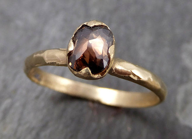 Fancy Cut Cognac Diamant Solitär Verlobungsring | 14K Gelbgold Ehering Von Angeline 0806 von byAngeline