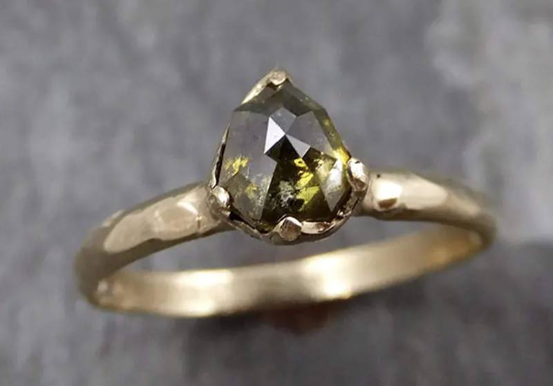 Cognac Diamant Solitär Verlobungsring | Massives 585Er Gelbgold Handgemacht Von Angeline 0810 von byAngeline