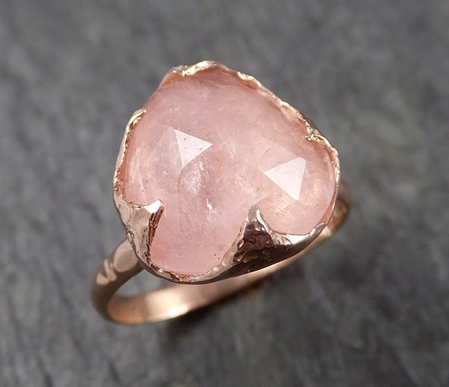 Fancy Cut Morganit 14K Rose Gold Solitär Pink Edelstein Cocktail Ring Statement Edelsteinschmuck Von Angeline 1490 von byAngeline
