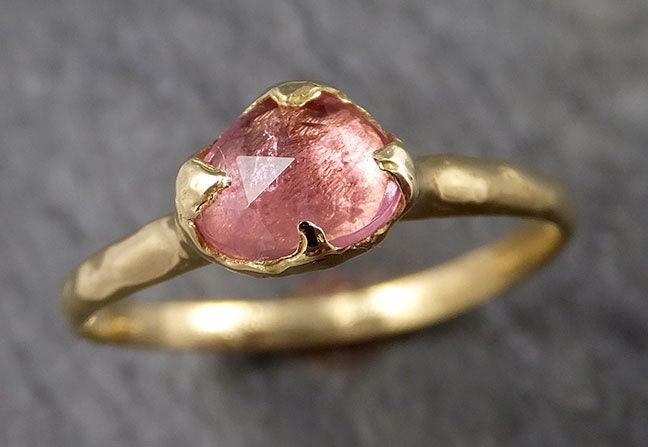 Fancy Cut Pink Turmalin Gelbgold Ring Edelstein Solitär Recycelt 18K Statement Cocktail 1518 von byAngeline
