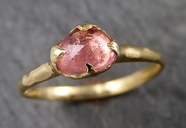 Fancy Cut Pink Turmalin Gelbgold Ring Edelstein Solitär Recycelt 18K Statement Cocktail 1518 von byAngeline