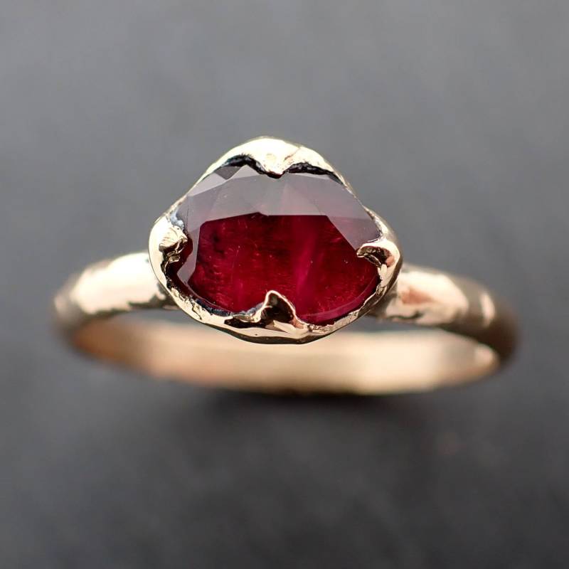 Fancy Cut Roter Turmalin Gelbgold Ring Edelstein Solitär Recycelt 18K Statement Cocktail 3363 von byAngeline