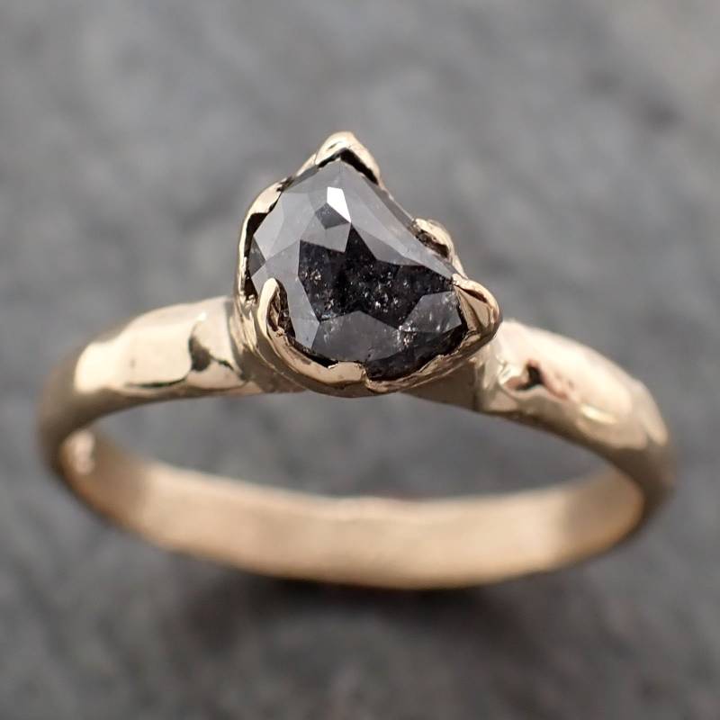 Halbmond Salz & Pfeffer Diamant Verlobungsring - Solitär Aus 750Er Gelbgold von byAngeline