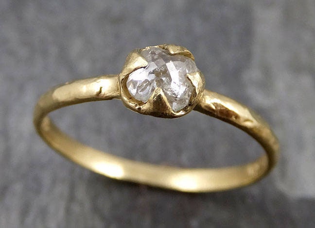 Fancy Cut Weißer Diamant Solitär Verlobungsring 14K Gelbgold Ehering Byangeline 0876 von byAngeline