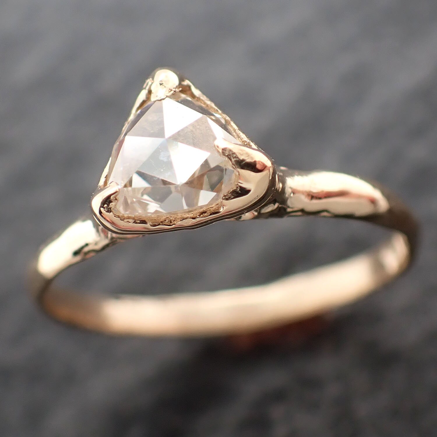 Fancy Cut Weißer Diamant Solitär Verlobungsring 14K Gelbgold Ehering 2601 Angelline von byAngeline