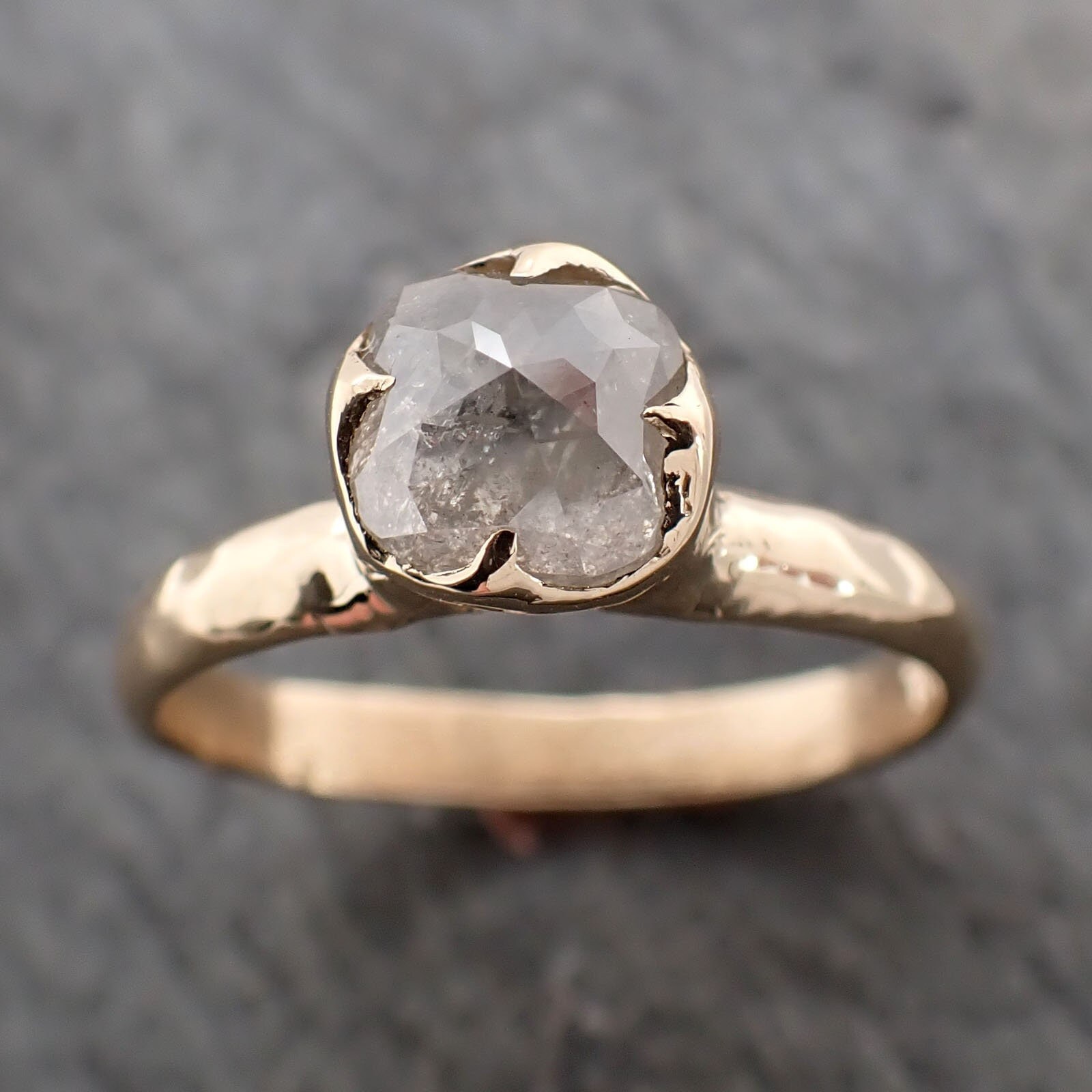 Fancy Cut Weißer Diamant Solitär Verlobungsring 18K Gelbgold Ehering Von Angelline 2808 Fancy Cut Weißer Diamant Solitär Verlobungsring 18K Gelbgold Ehering Von Angelline 2808 von byAngeline