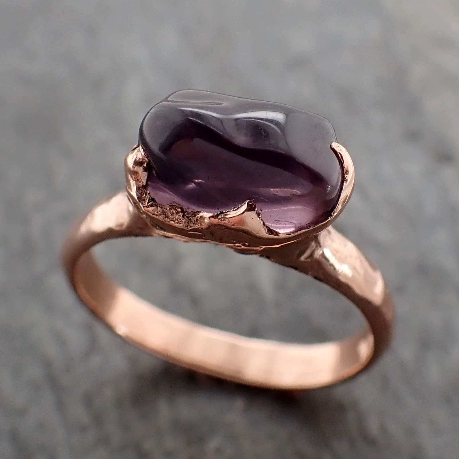 Granat Getrommelt Weinrot 14K Roségold Solitär Edelstein Ring 2822 von byAngeline