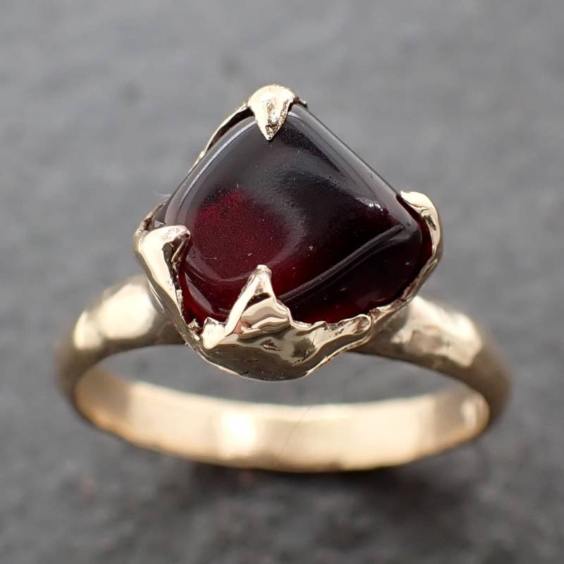 Granat Getrommelter Rotwein 14K Gold Solitär Edelstein Ring 3180 von byAngeline