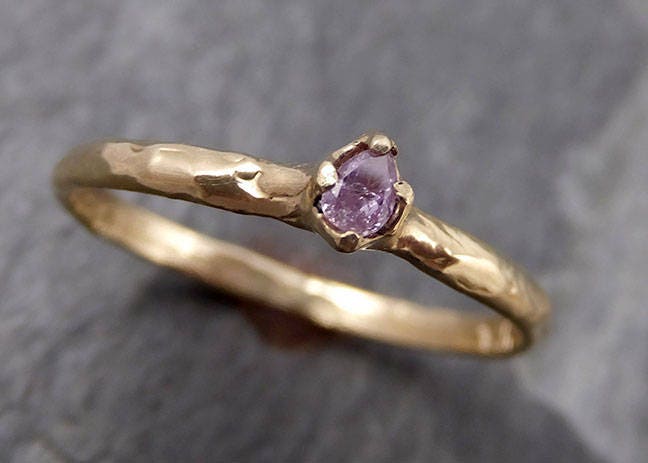 Zierliche Fancy Cut Rosa Diamant Solitär Verlobungsring 14K Gelbgold Ehering Byangeline 0819 von byAngeline