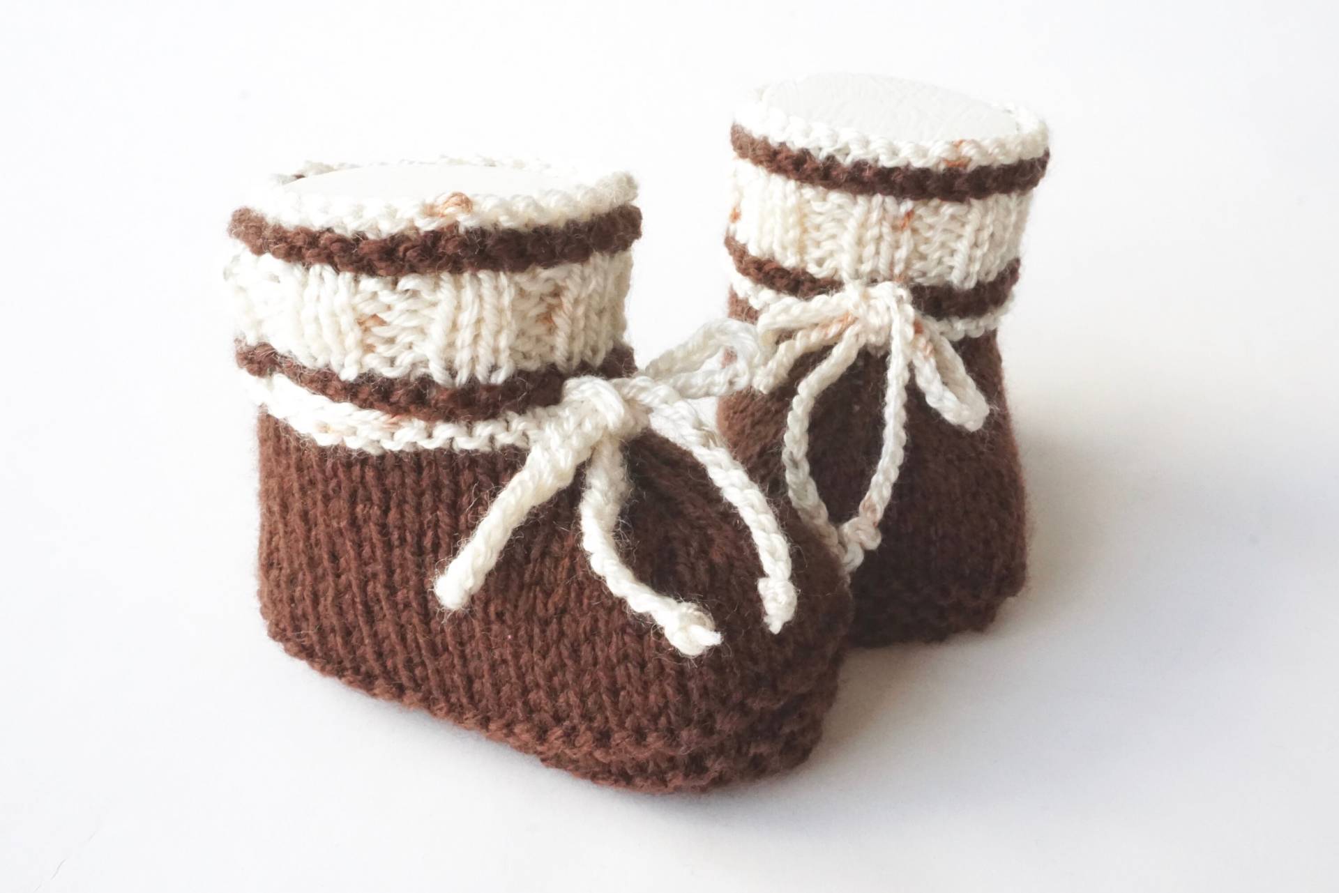 Babyschuhe Gestrickt 0-3 Monate Strickschuhe Baby Braun Creme Tweed Tracht Trachtenschuhe Erstlingsschuhe Geschenk Geburt Babyschuhe Gestrickt 0-3 Monate Strickschuhe Baby Braun Creme Tweed Tracht Trachtenschuhe Erstlingsschuhe Geschenk Geburt von byEllyshop