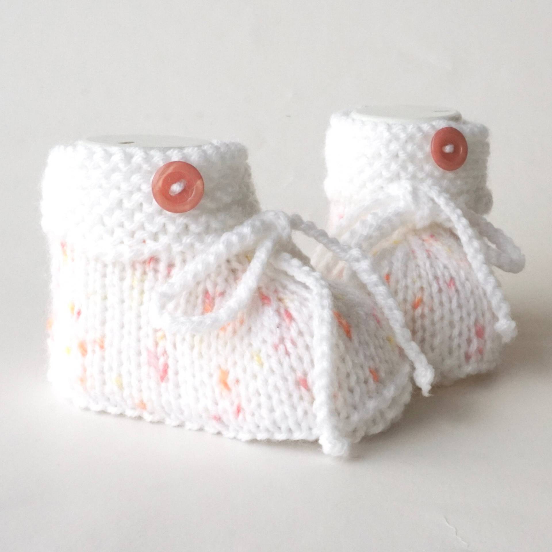 Babyschuhe Gestrickt Strickschuhe Baby 0-3 Monate Taufschuhe Weiß Erstlingsschuhe Babyschuhe Gestrickt Strickschuhe Baby 0-3 Monate Taufschuhe Weiß Erstlingsschuhe von byEllyshop