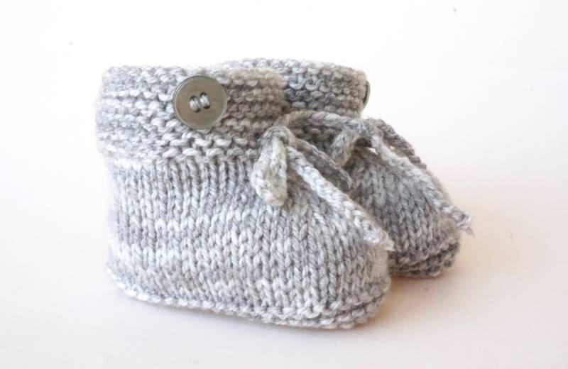 Babyschuhe Gestrickt Strickschuhe Baby Grau Handarbeit Handgestrickt 3-6 Monate von byEllyshop