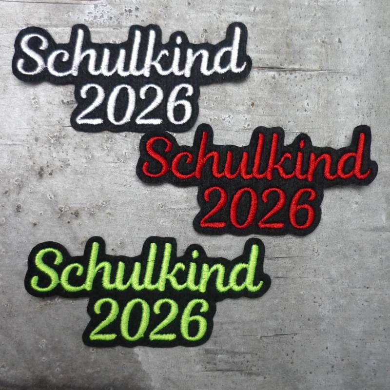 Schulkind 2026 Schriftzug | Schrift 1 Aufnäher/Applikation Auf Schwarzem Filz 2 Größen Farbwahl Einschulung Schultüte Schulkind 2026 Schriftzug | Schrift 1 Aufnäher/Applikation Auf Schwarzem Filz 2 Größen Farbwahl Einschulung Schultüte von byKikkine