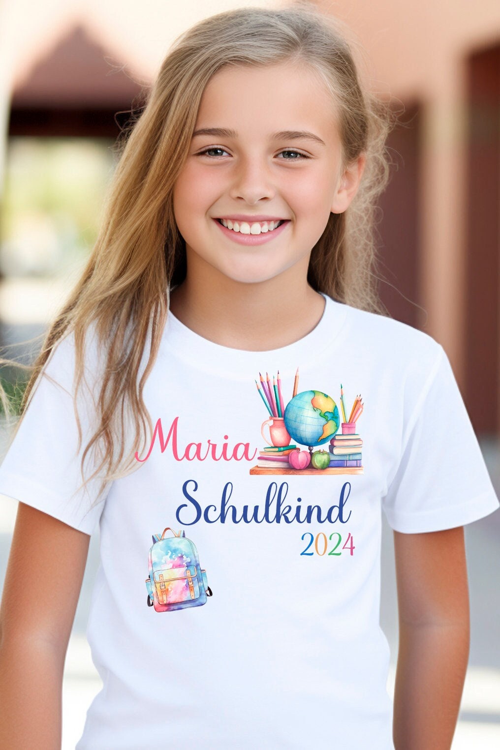T-Shirt Schulkind 2024 Stifte Rucksack Mit Name Und Jahr Zur Einschulung Schulbeginn Geschenk von byLottieLou