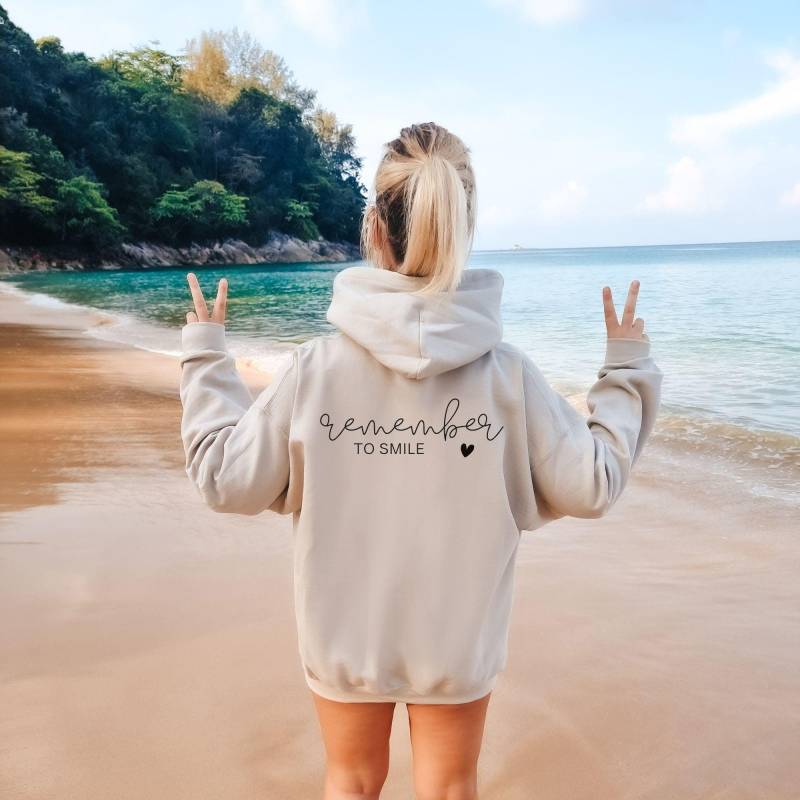 Hoodie Mit Fineline, Remember To Smile, Kapuzenpullover, Pullover, Selbstliebe, Selflove, Inspirierender Pulli, Weihnachtsgeschenk, Geschenk von bySwantje