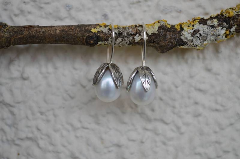 Handgefertigte Sterling Silber Perlen Ohrringe Braut Blume Tropfen Handgefertigte Sterling Silber Perlen Ohrringe Braut Blume Tropfen von byTeDi