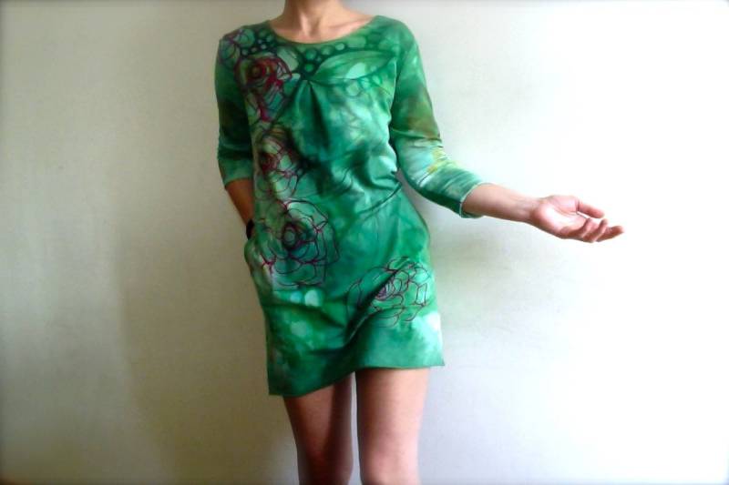 Handbemaltes Grünes Minikleid Geblümte Baumwollstrick Tunika Mit Taschen von bybyTati