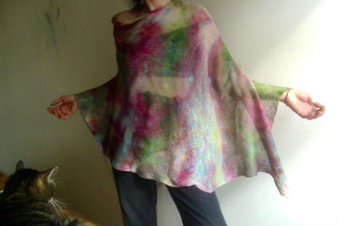 Handgefärbter Leinenponcho, Leinen Kimono, Handarbeit von bybyTati