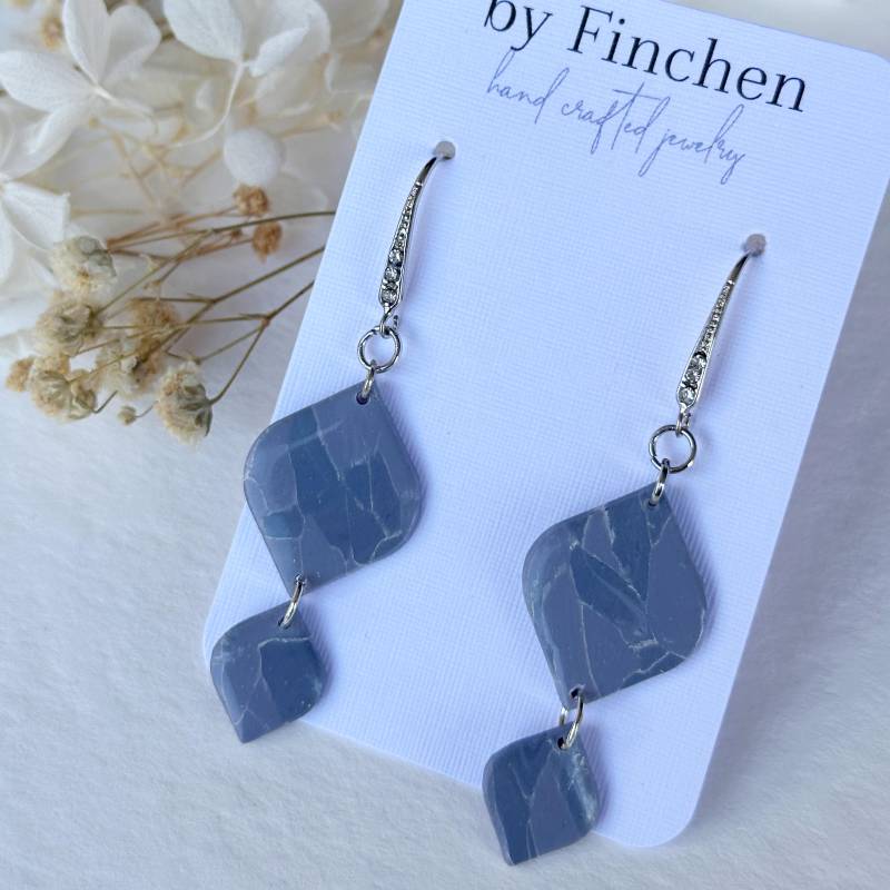 Ohrringe Aus Polymer Clay Im Edelstein-Look | Gold - Blau/Grau Ohrringe Aus Polymer Clay Im Edelstein-Look | Gold - Blau/Grau von byfinchen
