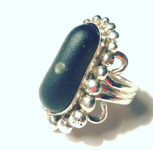 Handgemachter Ring Aus Echtem Seeglas Und Silber Handgemachter Ring Aus Echtem Seeglas Und Silber von bykitzy