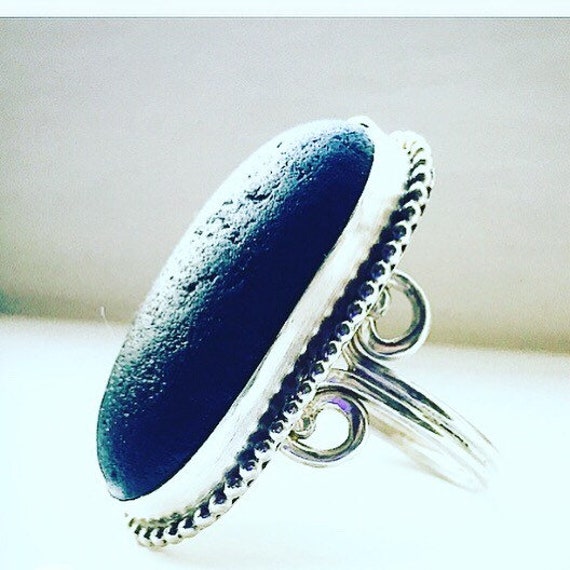 Sonderanfertigung Seltenes Schwarzes Piratenglas Aus Echtem Seeglas Und Sterling Silber. Spezialanfertigung Sonderanfertigung Seltenes Schwarzes Piratenglas Aus Echtem Seeglas Und Sterling Silber. Spezialanfertigung von bykitzy