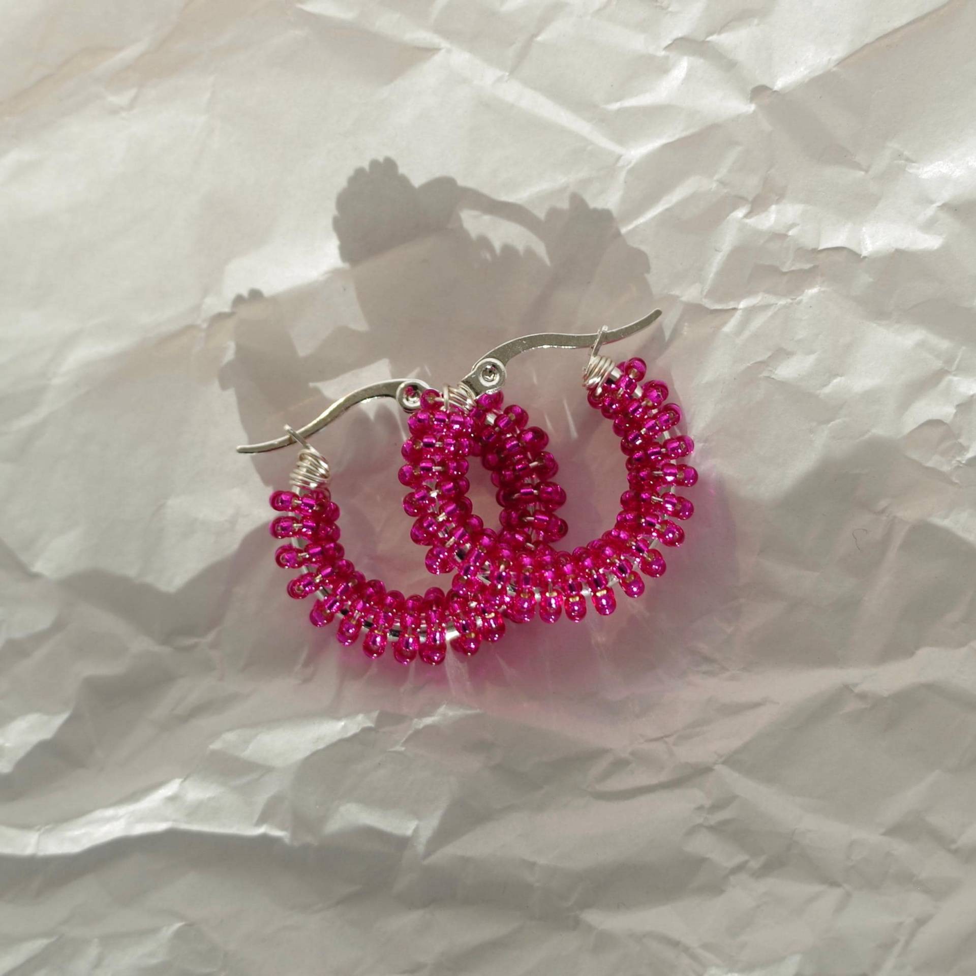 Perlenohrringe, Pink, Silberfarben Perlenohrringe, Pink, Silberfarben von byleojewelry