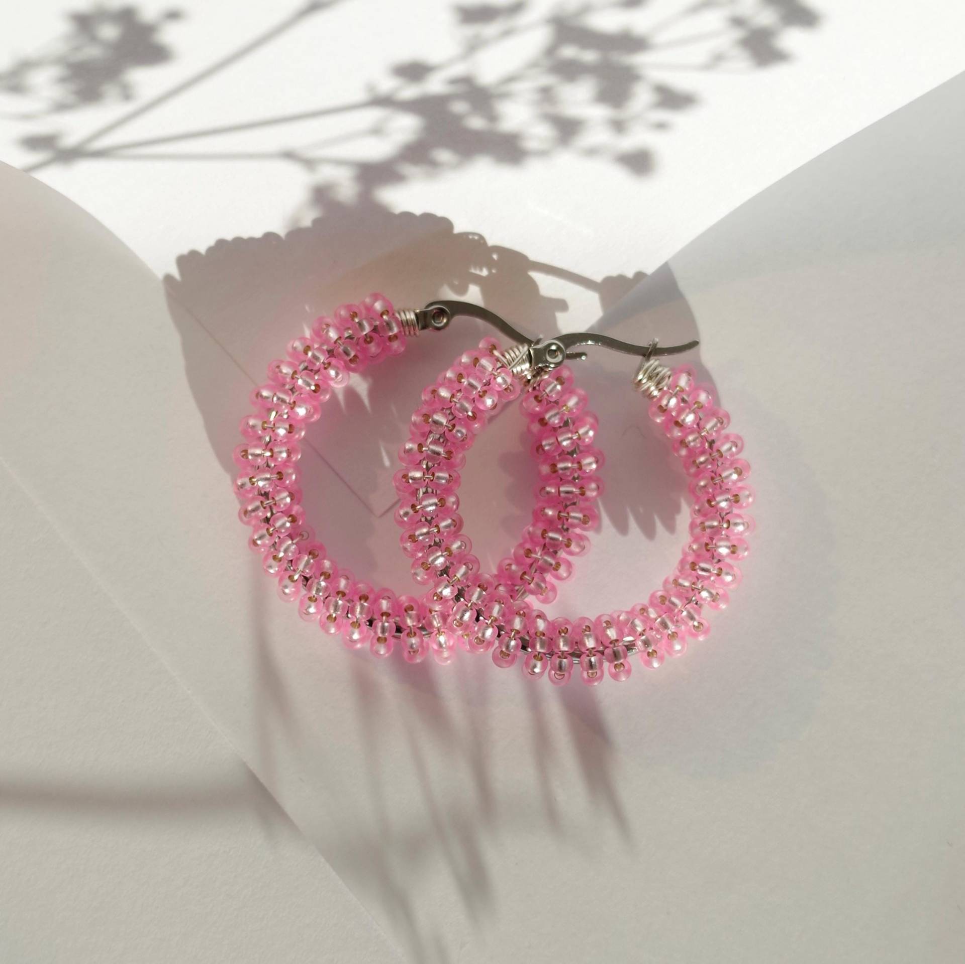 Perlenohrringe, Rosa, Silber/Goldfarben/18K Vergoldet Perlenohrringe, Rosa, Silber/Goldfarben/18K Vergoldet von byleojewelry