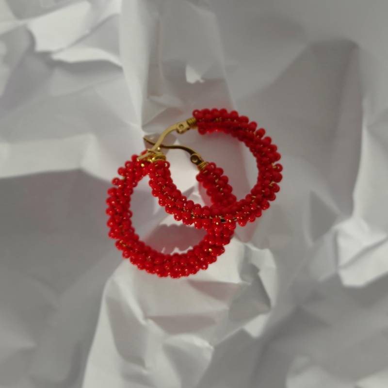 Perlenohrringe, Rot, Goldfarben/18K Vergoldet Perlenohrringe, Rot, Goldfarben/18K Vergoldet von byleojewelry