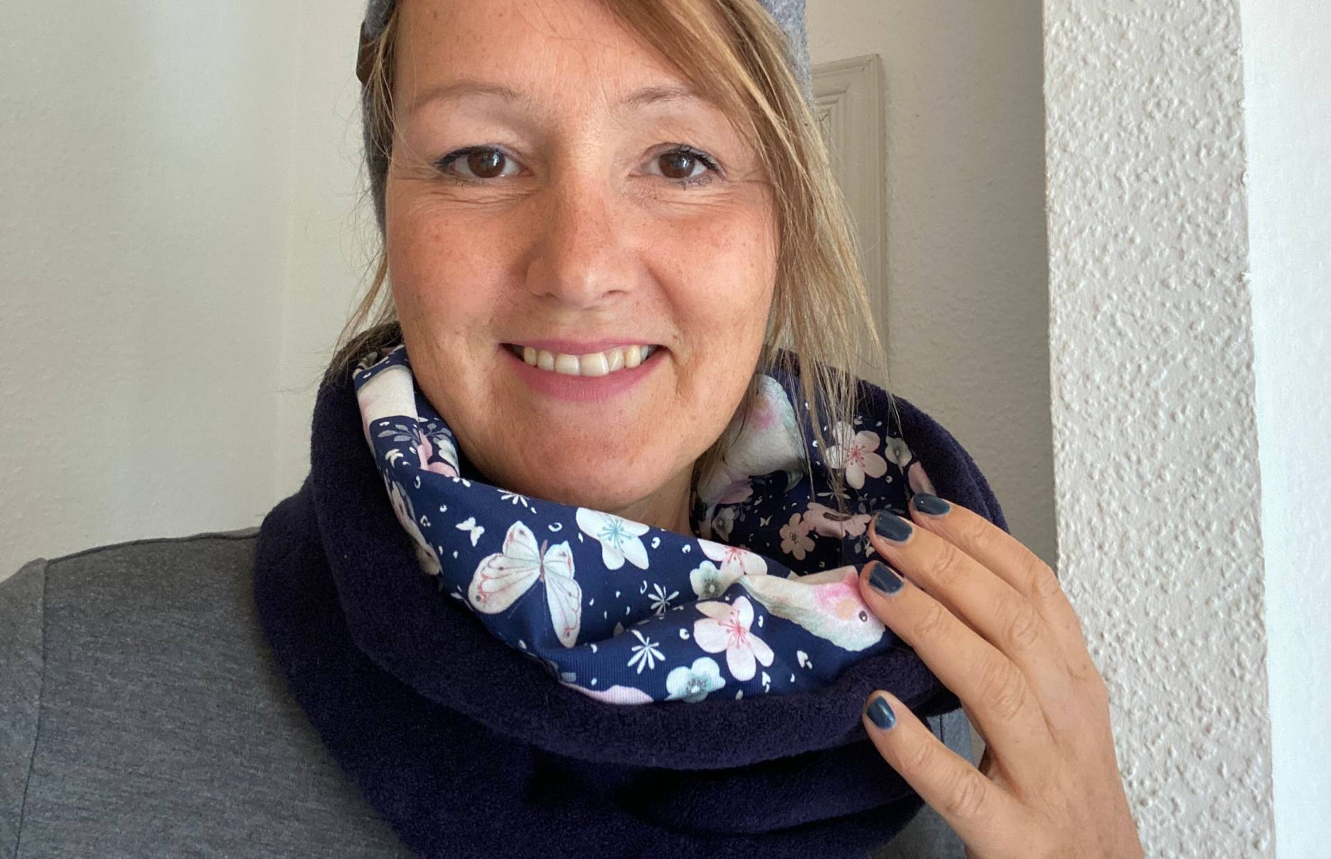 Fleece-Loop Mit Vögelchen Fleece-Loop Mit Vögelchen von bymeLieblingsstuecke