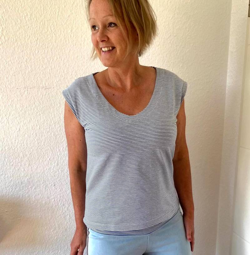 Gr. L, T-Shirt Ohne Bündchen von bymeLieblingsstuecke