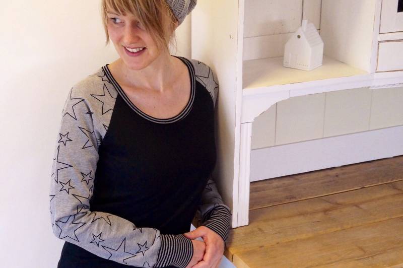 Sterne-Shirt, Pullover, Langarmpullover, Langarmshirt, Sweatshirt Damen Sterne von bymeLieblingsstuecke